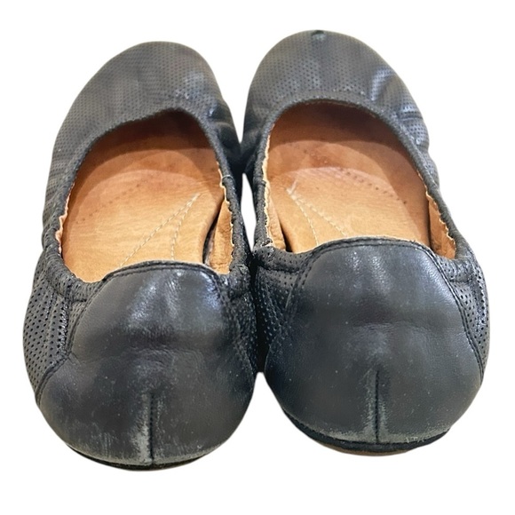 Clark’s Grayson Erica perforated round toe leather black Ballet Flats size 7.5 - Picture 3 of 8